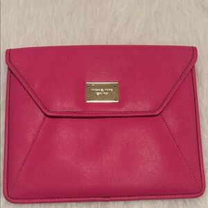 Micheal Kors Pink Envelope Clutch
